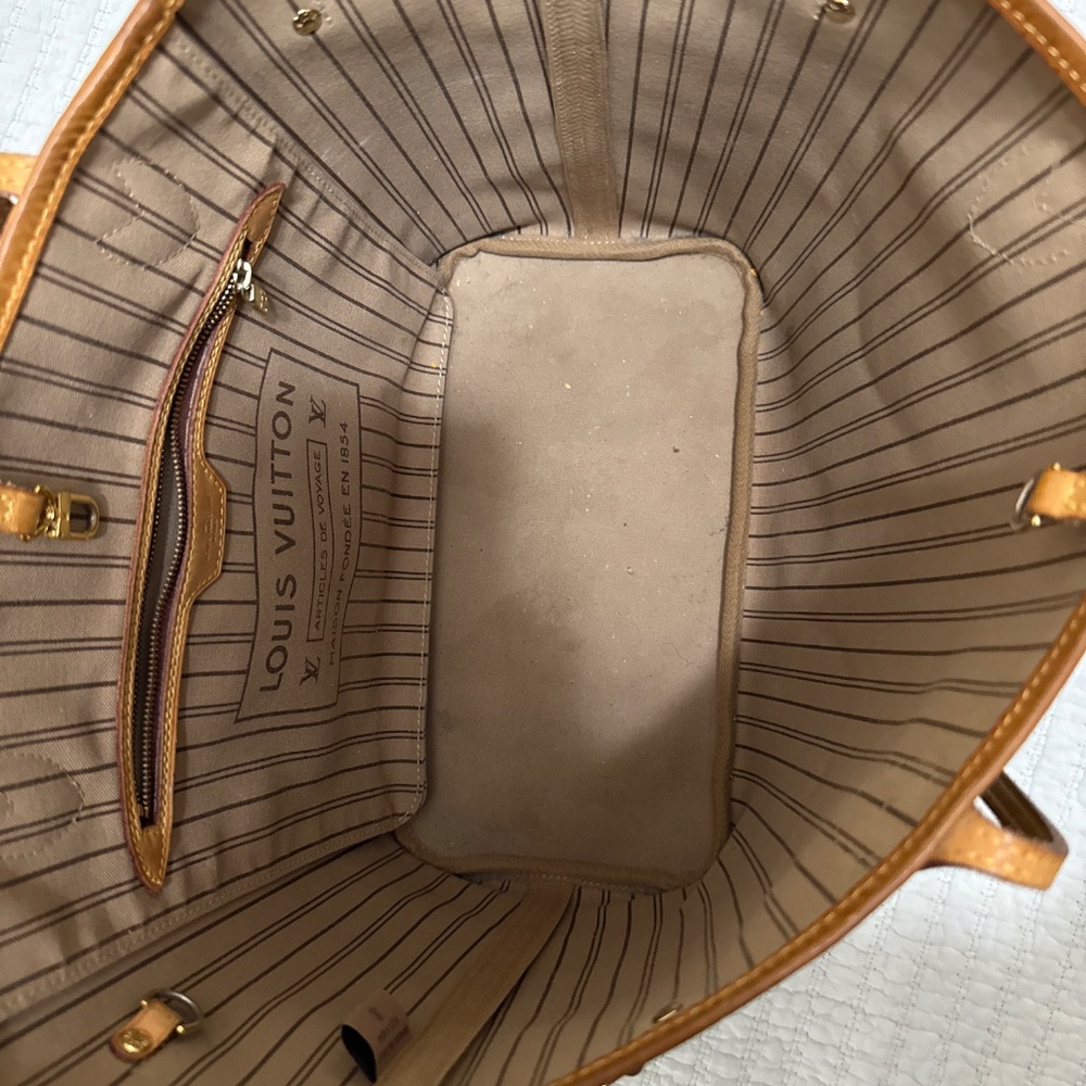 Louis Vuitton Neverful MM - Picture 3 of 10